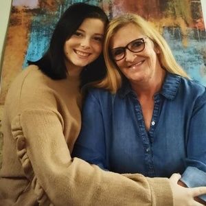 Meet your Posher, Rhonda collins